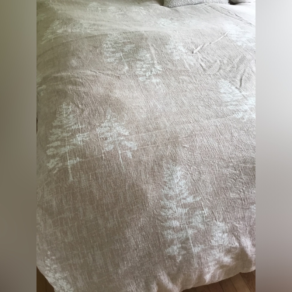QE Home Linens double duvet cover.